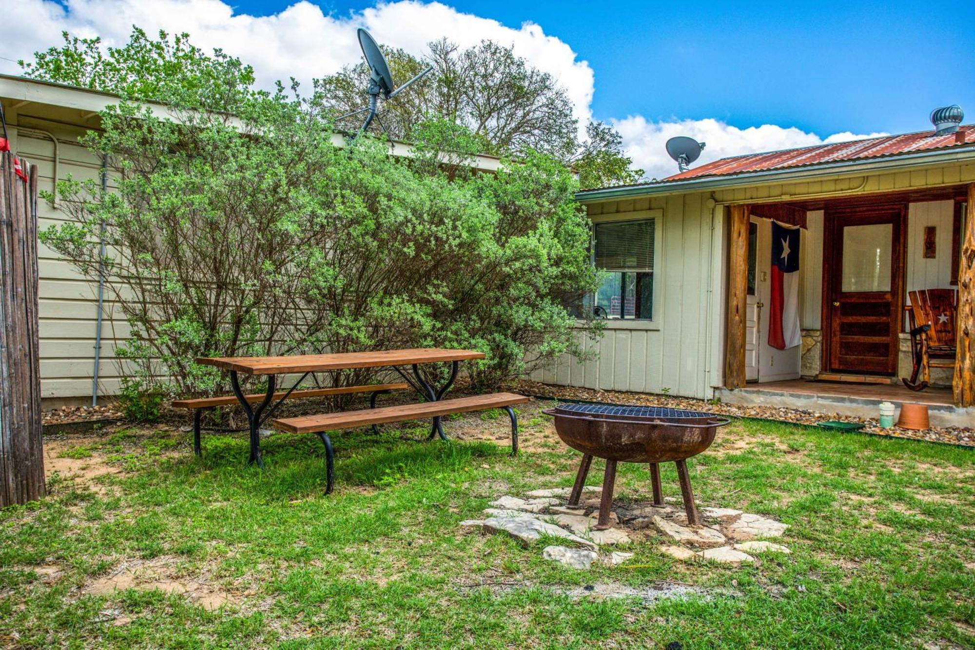River Ridge Bandera Cabin Exterior foto